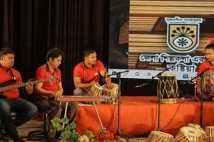 গণজাগরণের শিল্প আন্দোলনের কর্মসূচি হিসেবে যন্ত্রসংগীত উৎসব যন্ত্রের তালে তালে মুখরিত কুষ্টিয়া জেলা শিল্পকলা