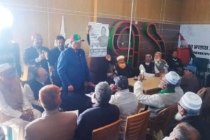 মিরপুরে মুক্তিযোদ্ধা ও মুক্তিযোদ্ধা পরিবারের সন্তানদের কুষ্টিয়া-২ আসনে স্বতন্ত্র প্রার্থী কামারুল আরেফিনকে সমর্থন
