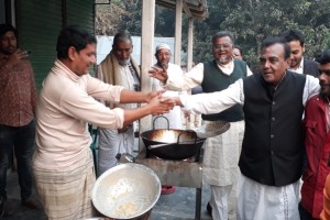 আমাকে নির্বাচিত করলে এলাকার মানুষের ভাগ্যের পরিবর্তন হবে : কামারুল