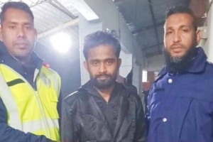 ইবির উজানগ্রাম বাজার থেকে ট্যাপেন্টাডল ট্যাবলেট সহ মাদক ব্যবসায়ী আটক