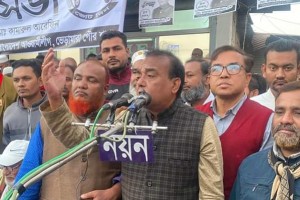 আ.লীগের নেতা-কর্মী ও মুক্তিযোদ্ধাদের নির্দেশে আজ আমি প্রার্থী হয়েছি : কামারুল
