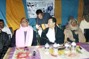 দৌলতপুরের দিঘলকান্দিতে ট্রাক প্রতীকের পথসভা