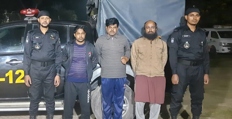 কুষ্টিয়ায় র‌্যাবের অভিযানে ফেনসিডিল সহ ৩ জন মাদক ব্যবসায়ী গ্রেফতার