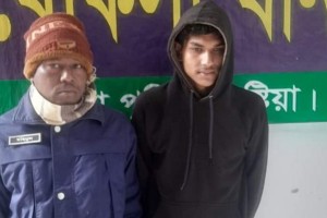 খোকসায় প্রাণনাশের ভয়-ভীতি প্রদান করায় যুবক গ্রেপ্তার