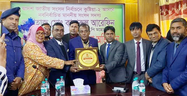 উপজেলা পরিষদের সংবর্ধনায় টিটিসি, মিনি স্টেডিয়াম ও পার্ক স্থাপনের ঘোষনা দিলেন কামারুল এমপি