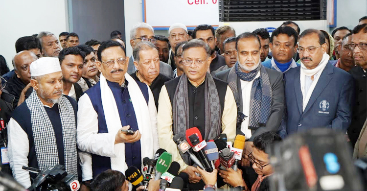 পূর্ব-পশ্চিম সবার সঙ্গে বাংলাদেশের সম্পর্ক চমৎকার : পররাষ্ট্রমন্ত্রী
