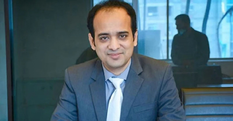 পরোয়ানা জারির একদিন পরই জামিন পেলেন ইভ্যালির রাসেল