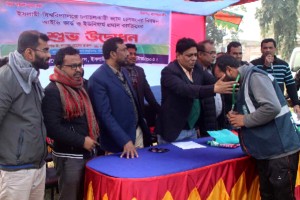 নিরাপত্তা নিশ্চিতে ইবিতে ইউনিফর্ম ও পরিচয়পত্র ছাড়া ভ্যান চালানো বন্ধ