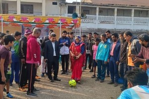 ঝিনাইদহে মাসব্যাপী ফুটবল খেলার প্রশিক্ষণের উদ্বোধন