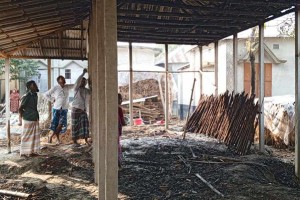 শৈলকুপায় অগ্নিকান্ডে কৃষকের গোয়ালঘর ভস্মিভূত