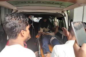 ভেড়ামারায় সন্ত্রাসীদের হামলায় পল্লী বিদ্যুতের লাইনম্যান গুরুতর আহত