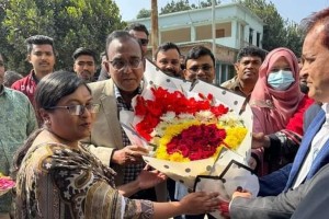 এমপি হয়েছি বলেই আগের চেয়ে আমাকে আপনাদের পাশে বেশি পাবেন  : কামারুল এমপি