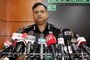 বেশি দামে পণ্য বিক্রি করলে ব্যবস্থা: হুঁশিয়ারি র‌্যাবের