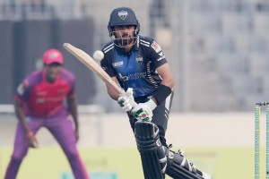 বিপিএল ছাড়ছেন বাবর আজম