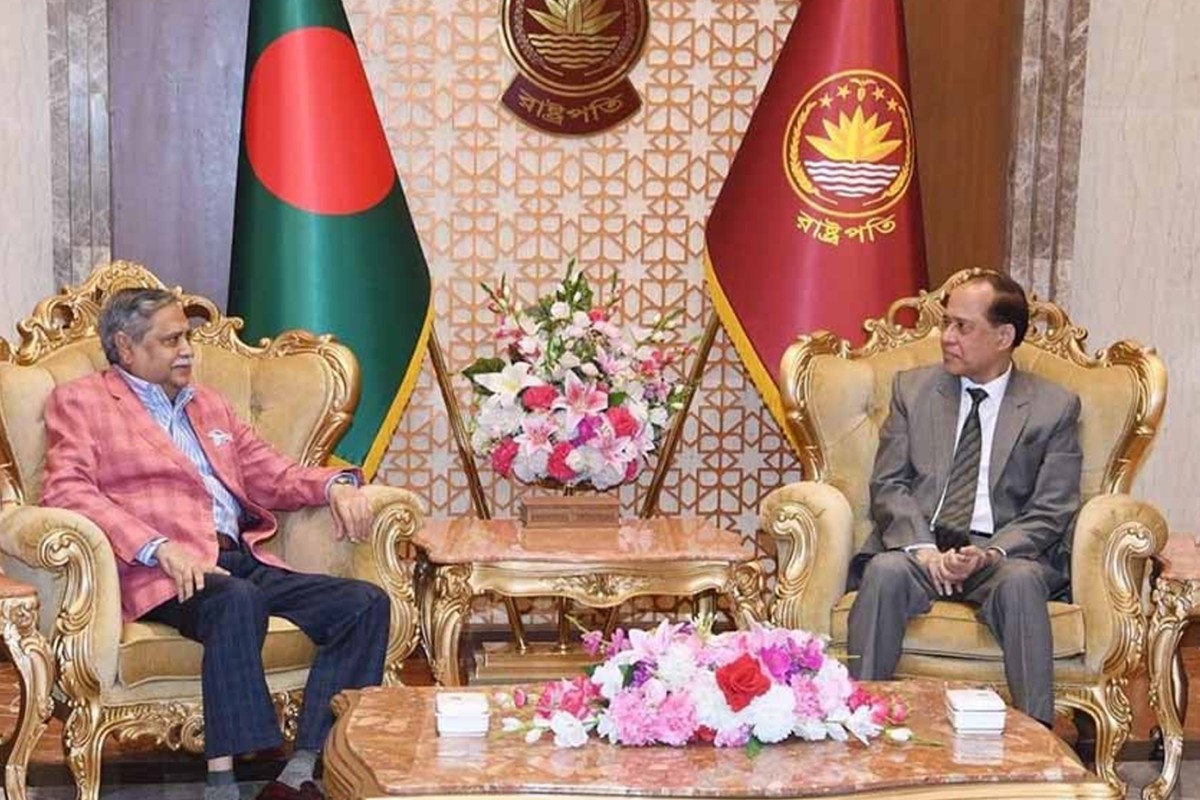 রাষ্ট্রপতির সঙ্গে প্রধান নির্বাচন কমিশনারের সাক্ষাৎ