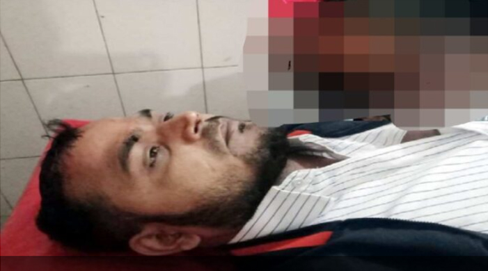 দৌলতপুরে প্রতিপক্ষের হামলায় পুলিশ কর্মকর্তা আহত