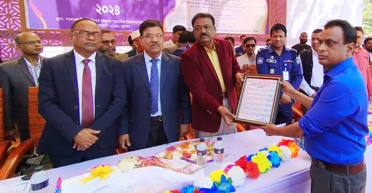 লেখা পড়াকে এগিয়ে নেওয়ার জন্য যারা কাজ করবে তারাই আমাদের কাছে প্রিয় : আব্দুর রউফ এমপি