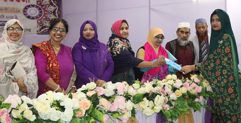 কুষ্টিয়া সরকারী বালিকা বিদ্যালয়ের এসএসসি পরীক্ষার্থীদের বিদায় অনুষ্ঠান