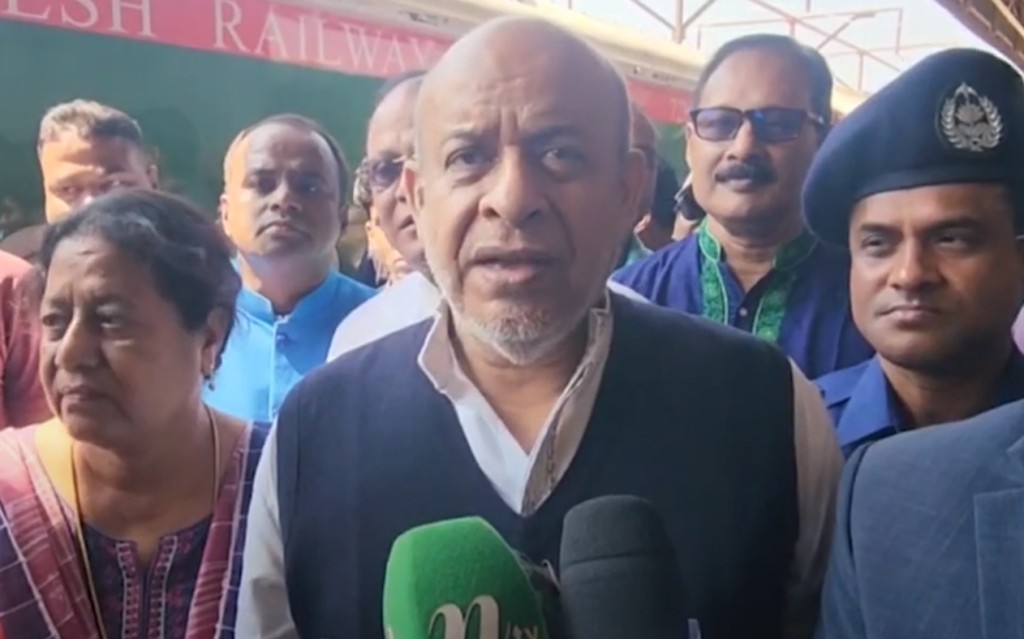 ঈদযাত্রায় ট্রেন ও বগির সংখ্যা বাড়ানো হবে: রেলমন্ত্রী 3 173867851667a220f482ce1 1 ঈদযাত্রায় ট্রেন ও বগির সংখ্যা বাড়ানো হবে: রেলমন্ত্রী