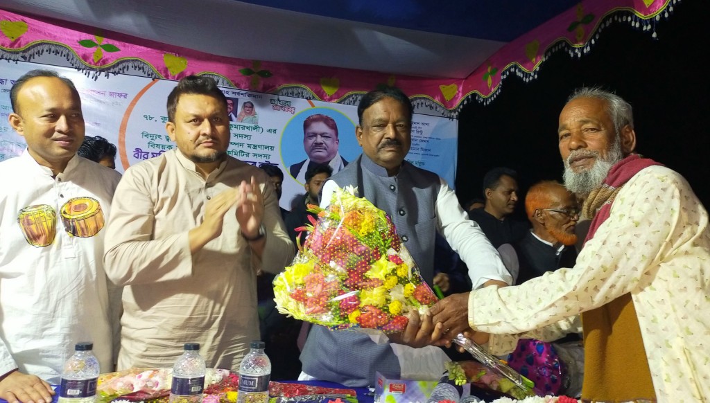 কুমারখালীতে এমপি আব্দুর রউফকে সংবর্ধণা প্রদান শেখ হাসিনার হাতে দেশের মানুষ ভাল আছে : আব্দুর রউফ এমপি 3 173867852267a220fa63fbb 1 কুমারখালীতে এমপি আব্দুর রউফকে সংবর্ধণা প্রদান শেখ হাসিনার হাতে দেশের মানুষ ভাল আছে : আব্দুর রউফ এমপি