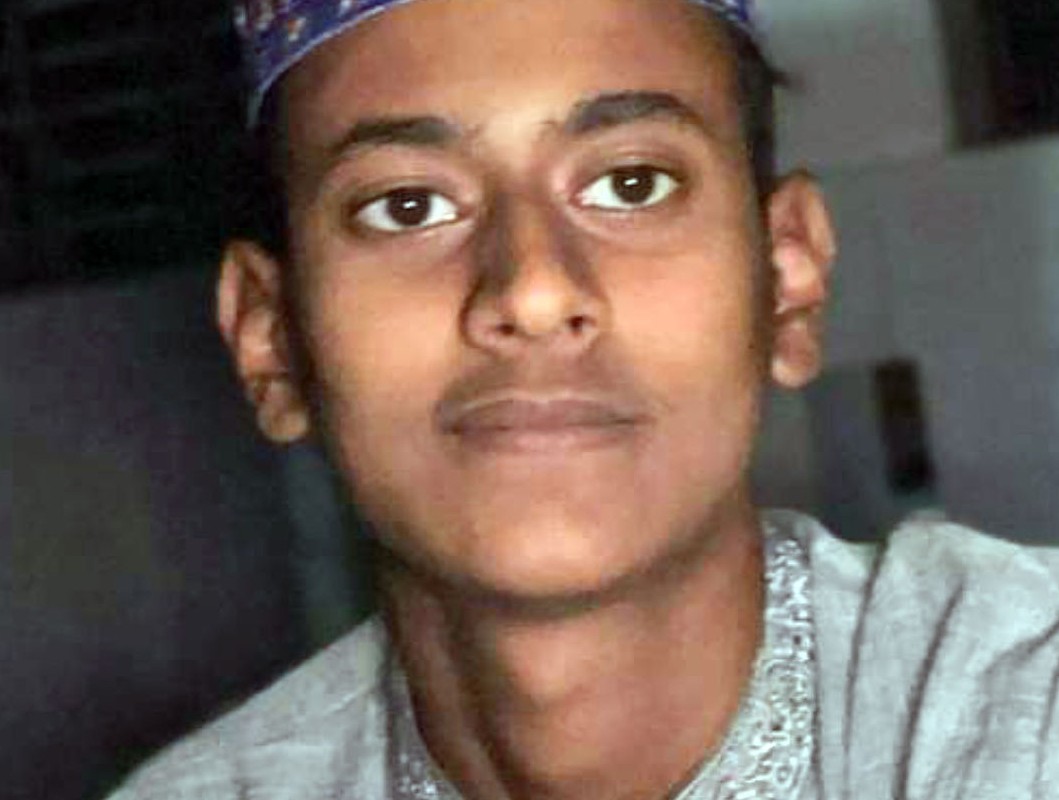 ইভটিজিংয়ের প্রতিবাদ করায় কিশোরকে কুপিয়ে হত্যা, আহত-২