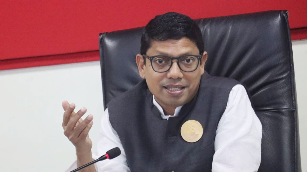 স্মার্ট ডাক সেবা দিতে সরকার বদ্ধপরিকর : পলক 3 173867857967a22133e7bbe 1 স্মার্ট ডাক সেবা দিতে সরকার বদ্ধপরিকর : পলক