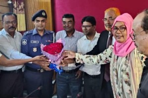 মিরপুর উপজেলা পরিষদ ও প্রশাসনের পক্ষ থেকে ওসি মোস্তফা হাবিবুল্লাহ কে সংবর্ধনা 