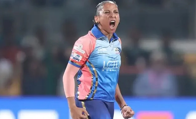 নারী ক্রিকেটে সর্বোচ্চ গতির রেকর্ড 