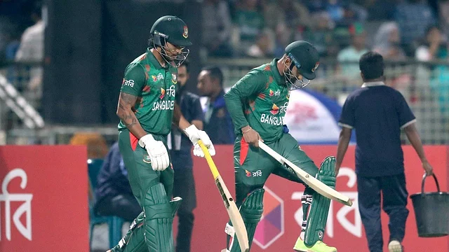 টাইসনের কাছে ৫ ঘুষিতে কুপোকাত আবার ‘স্বপ্নে ফেরা’