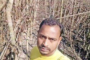ভেড়ামারায় ভয়াবহ অগ্নিকান্ডে টিপুর ইউরোপে যাওয়ার স্বপ্ন পুড়ে গেল আগুনে