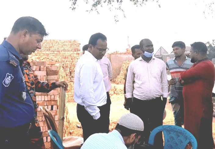 ভেড়ামারায় ৬ ইটভাটায় ১৬ লক্ষ টাকা জরিমানা 