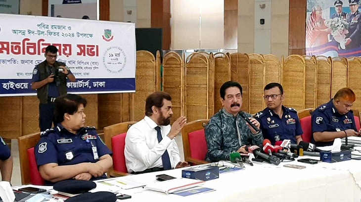 বাড়তি ভাড়া নিলে পরিবহন বন্ধের হুঁশিয়ার