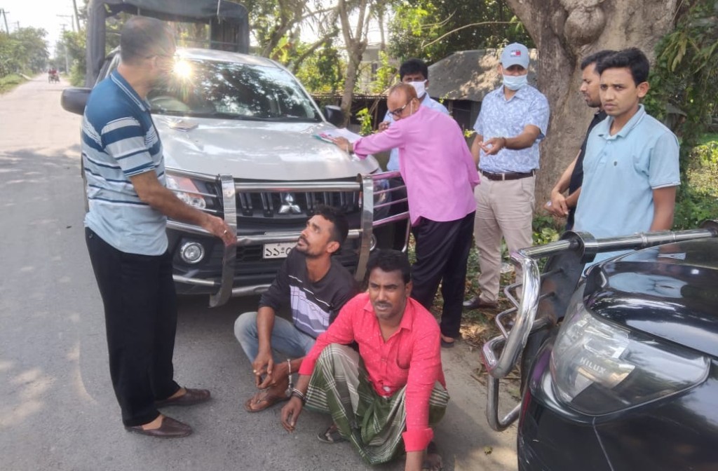 খোকসায় মাদকদ্রব্য নিয়ন্ত্রণ অধিদপ্তরের অভিযানে দুই মাদক ব্যবসায়ী গ্রেফতার 3 173867878367a221ff69e3d খোকসায় মাদকদ্রব্য নিয়ন্ত্রণ অধিদপ্তরের অভিযানে দুই মাদক ব্যবসায়ী গ্রেফতার