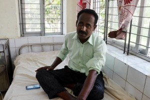 কুষ্টিয়ায় আ.লীগ নেতাকে বাড়িতে তুলে নিয়ে নির্যাতনের অভিযোগ