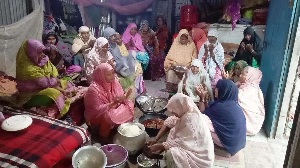 কুষ্টিয়ায় রোজার খাবার সংকটে ভুগছেন বৃদ্ধাশ্রমের ২৭ বৃদ্ধা মা 3 173867881467a2221e3519d কুষ্টিয়ায় রোজার খাবার সংকটে ভুগছেন বৃদ্ধাশ্রমের ২৭ বৃদ্ধা মা