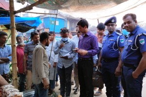কুমারখালীতে মূল্য তালিকা না থাকায় জরিমানা 