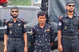 র‌্যাবের অভিযানে কারাদন্ডপ্রাপ্ত আসামী গ্রেফতার