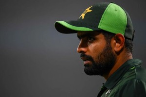বাবর আজমই পাকিস্তানের অধিনায়ক