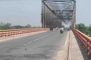 সংস্কারহীন কুষ্টিয়ার সৈয়দ মাছ-উদ রুমী সেতু