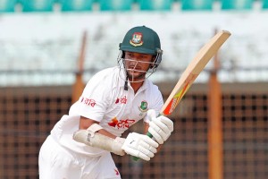 প্রত্যাশার চেয়েও বেশি দিয়েছেন সাকিব : নাজমুল