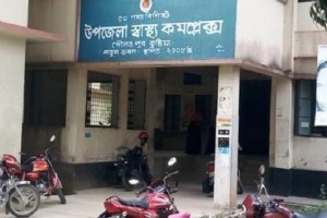 দৌলতপুর উপজেলা স্বাস্থ্য কমপ্লেক্সে বাড়ছে রোগী
