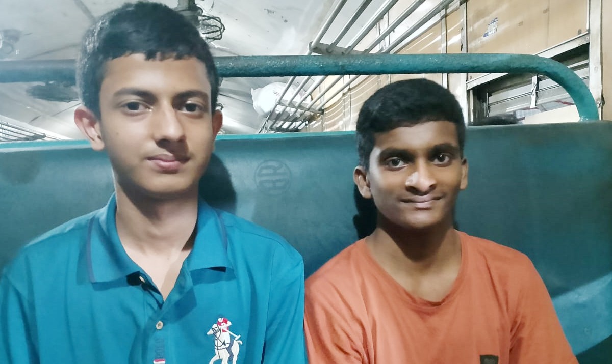 বঙ্গবন্ধু সৃজনশীল মেধা অন্বেষণ প্রতিযোগীতায় বিভাগীয় সেরা কুমারখালীর তাওসীব ও ফেরদাউস