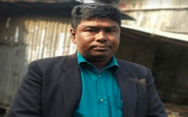 হরিণাকুন্ডুতে জাল দলিল করার অপরাধে স্কুল শিক্ষক আটক