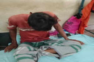 কুমারখালীতে চুরির অভিযোগে যুবককে মারধর ও চুলকাটার ভিডিও গেল ফেসবুকে