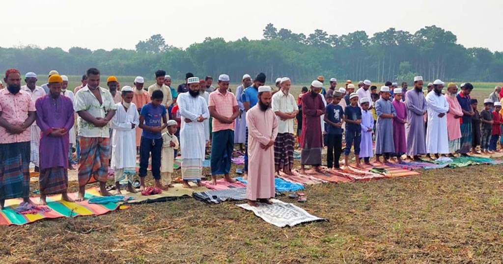 কুমারখালীতে তীব্র দাবদাহে বৃষ্টির আশায় ইস্তিসকার নামাজ আদায় 5 173867920567a223a5e675f কুমারখালীতে তীব্র দাবদাহে বৃষ্টির আশায় ইস্তিসকার নামাজ আদায়