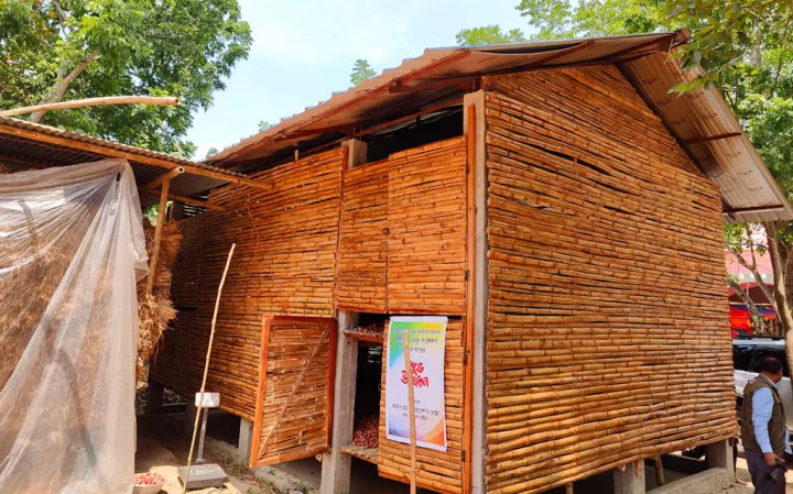 পেঁয়াজ সংরক্ষণে মডেল ঘরে চাষির আশা