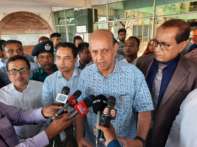 সব প্রাইভেট হাসপাতালের রোগনির্ণয় ফি নির্ধারণ করা হবে: স্বাস্থ্যমন্ত্রী