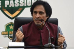 পাকিস্তানের উপর ক্ষেপেছেন রাজা