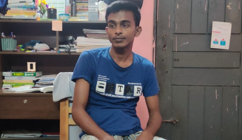 কুষ্টিয়ায় সেনা কর্মকর্তার বাড়িতে চুরি 6 173867941867a2247aa9595 কুষ্টিয়ায় সেনা কর্মকর্তার বাড়িতে চুরি