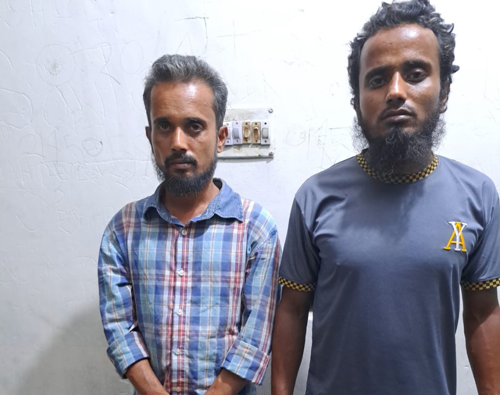 কুষ্টিয়ায় শিক্ষা প্রতিষ্ঠানে চাঁদা দাবি, পুলিশের হাতে আটক-২ 5 173867942867a224843b409 কুষ্টিয়ায় শিক্ষা প্রতিষ্ঠানে চাঁদা দাবি, পুলিশের হাতে আটক-২